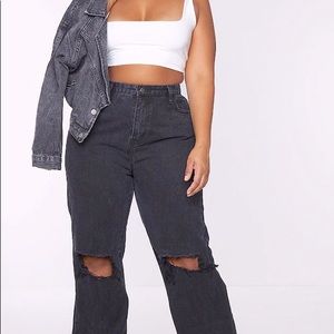 ✿ PrettyLittle Thing Plus Black Distressed Long Leg Straight Jeans Size 20